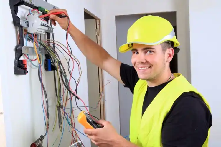 elektricien Deursen-Dennenburg